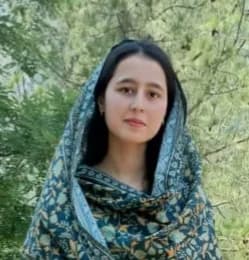 Nayab karamat 