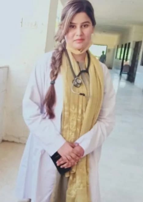 Dr simren zahra