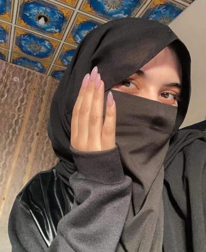 Amna raza