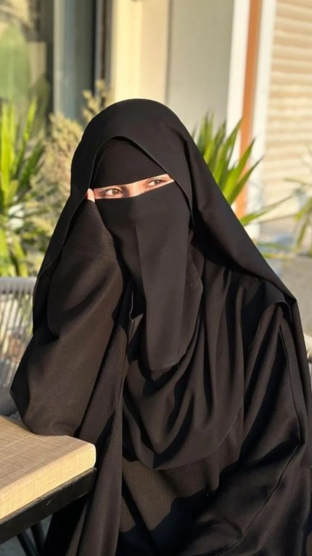 bint e adam