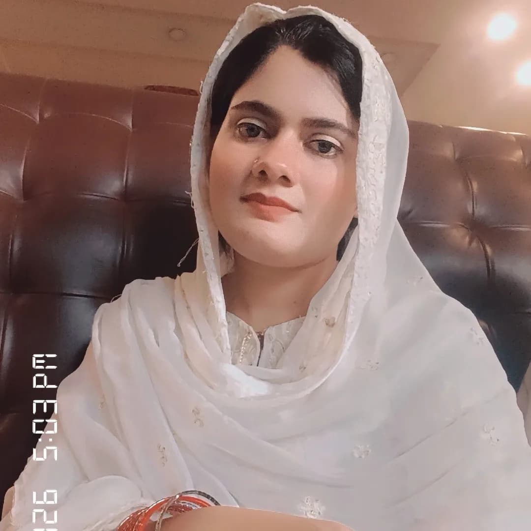Sania Hussain